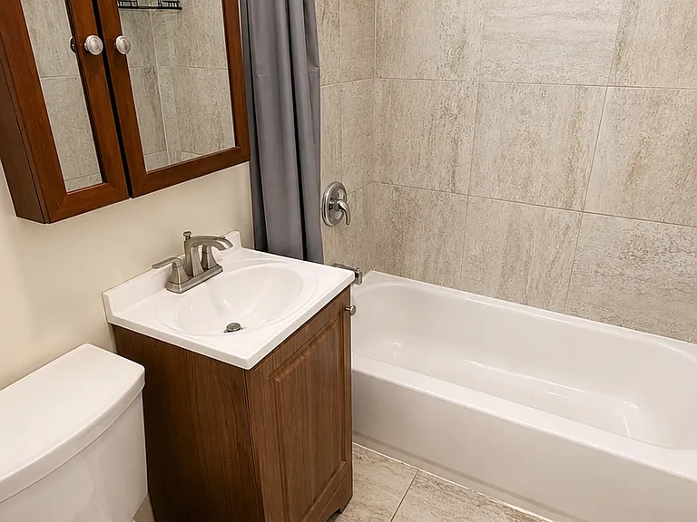 132 Lincoln St #1L — Photo 5