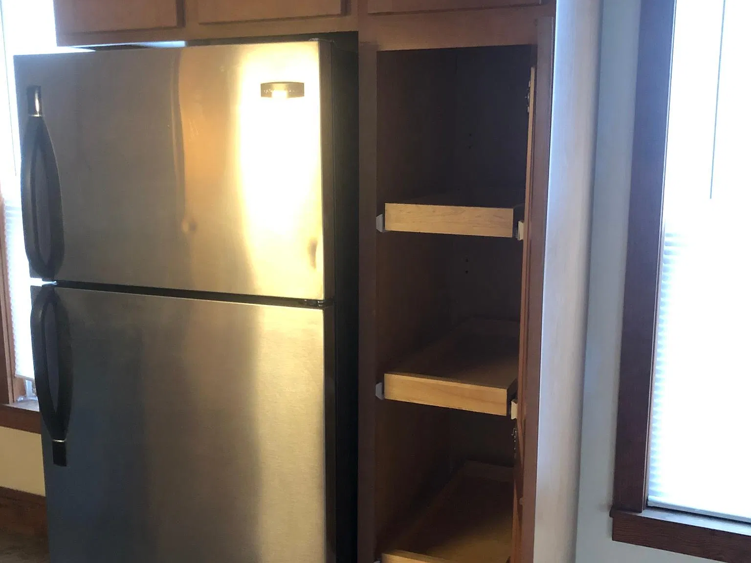 1 bed, 1300 sqft, $1,395 — Photo 2