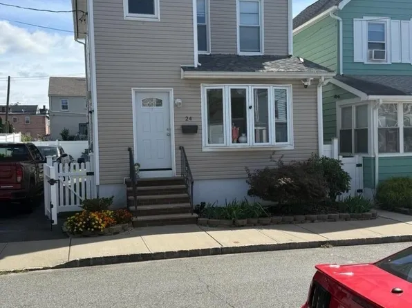 24 Smith St, Belleville Twp., NJ 07109