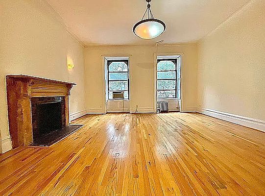 1st image of 339 W 84th St #8