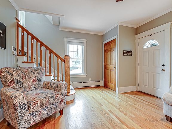 3rd image of 303 Stewart Ave