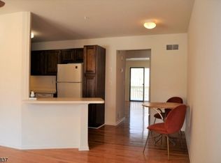 76 Carriage Ln #76, Sparta, NJ 07871