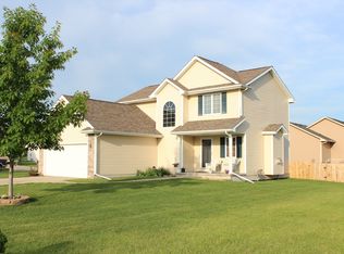 6210 NW 49th St, Johnston, IA 50131
