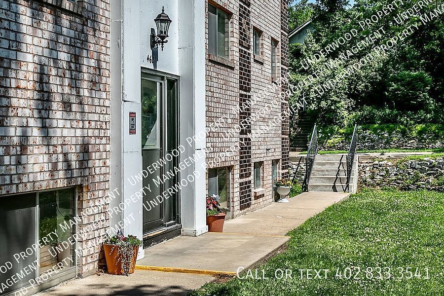 1st image of 4623 Wakeley St APT 17