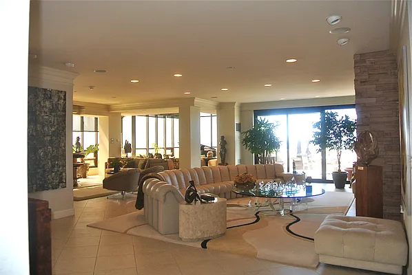 Sold by Akam Sales and Brokerage | media 17