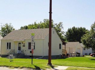 1823 W State St, Grand Island, NE 68803