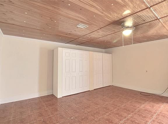 4th image of 422 Holmes Blvd