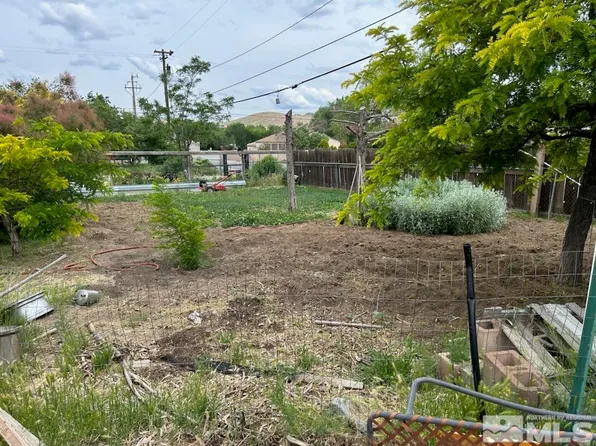 175 W 4th Ave, Sun Valley, NV 89433