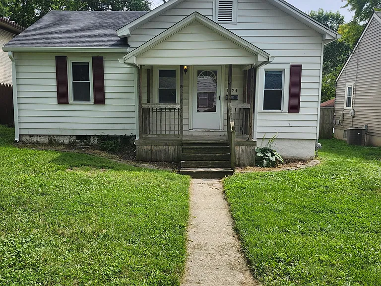 1424 Elmdale Dr — Photo 1
