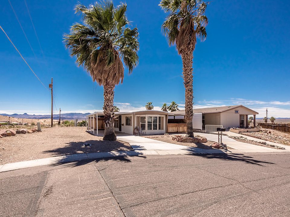 1st image of 3003 Lake Dr