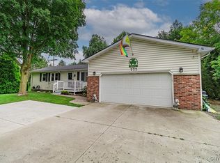 777 Ayrault Rd, Fairport, NY 14450