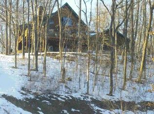 9286 Gem View Ln, Mount Horeb, WI 53572