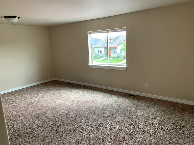 1148 Forestglen Dr — Photo 29