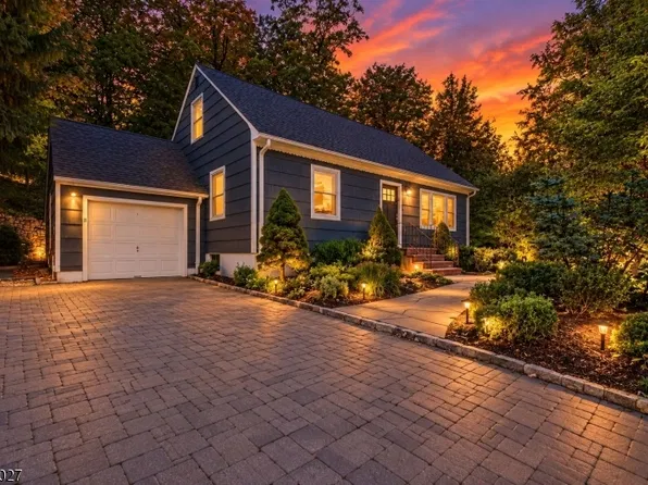 255 Smull Ave, North Caldwell Boro, NJ 07006
