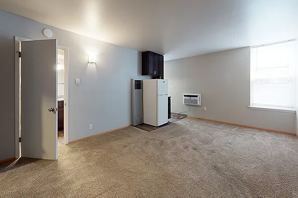 1040 E. Knapp St. — Photo 14