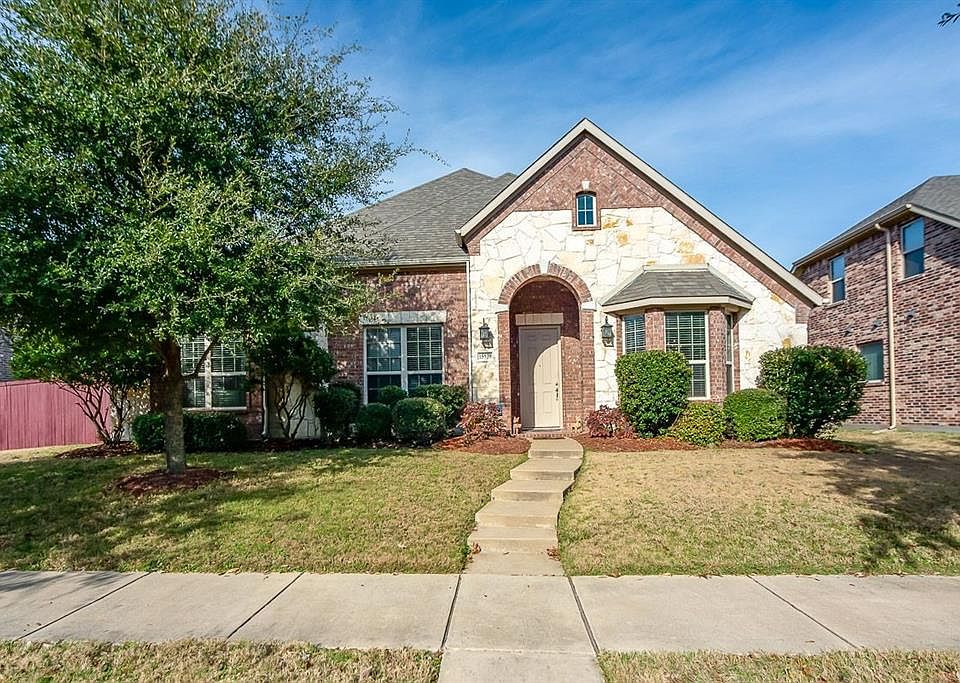 1st image of 15938 Willowbrook Ln