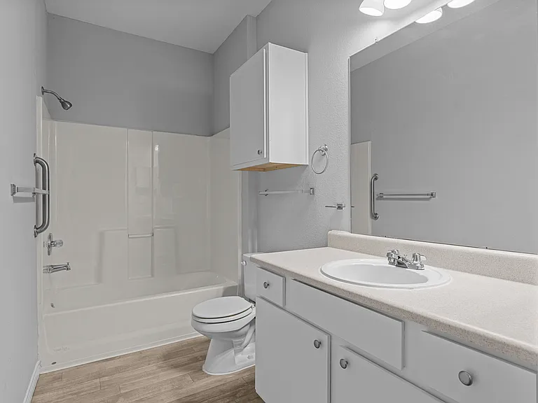 Creekside Village — Photo 35