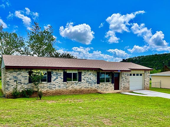 4th image of 174 Kathy Dr E