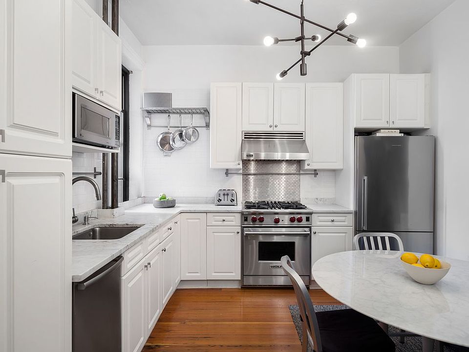 1st image of 223 W 21st St APT 1N