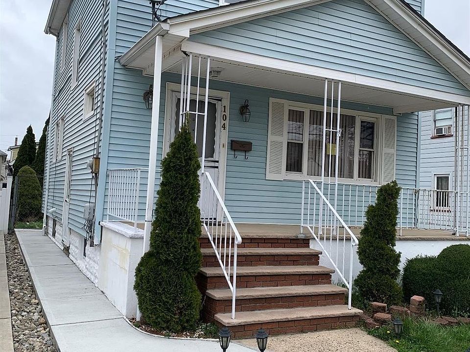 1st image of 104 Lincoln Ave