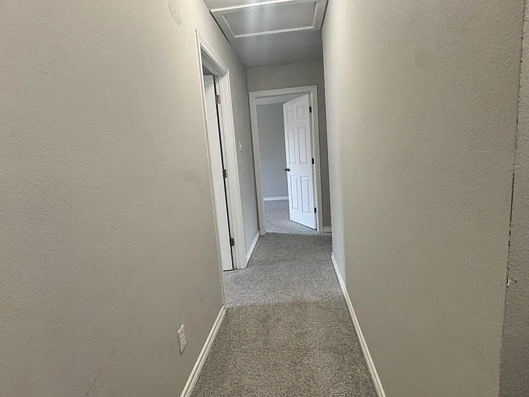 142 Country Club Rd — Photo 9