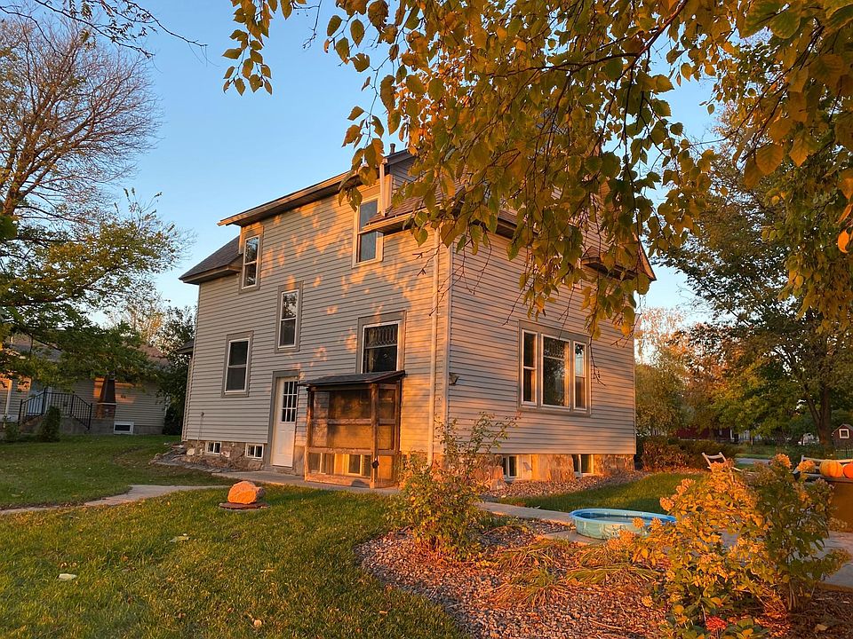 207 S Lake St, Belview, MN 56214 MLS 6452169 Zillow