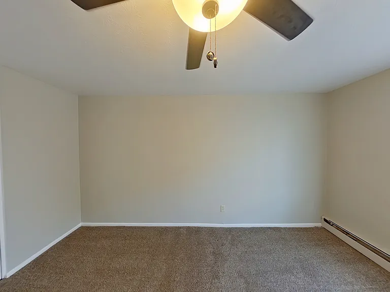127-8690 Broadview Rd #127 — Photo 5
