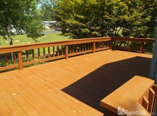 5500 E Shore Dr, Greensboro, NC 27406