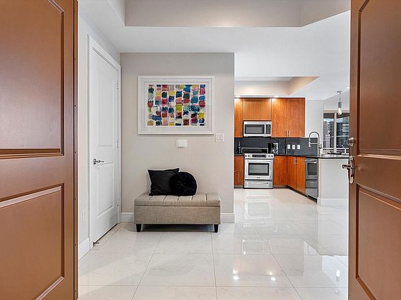 2nd image of 315 NE 3rd Avenue #1003