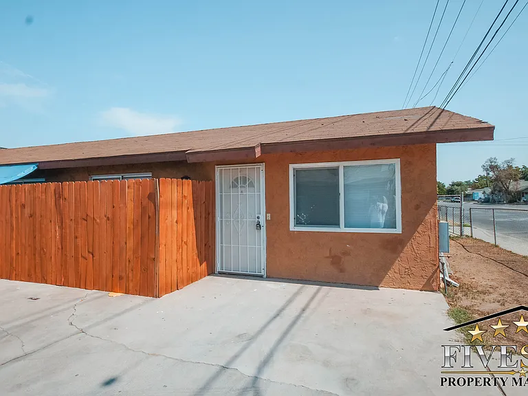 3017 Q St #A — Photo 8