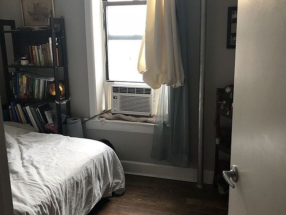 3rd image of 1020 President St APT 4G