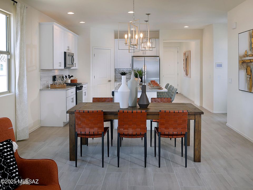 1st image of 765 W Calle Cubeta