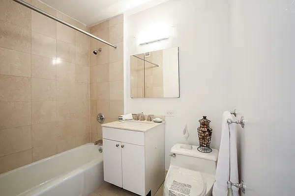 Rented by Stonehenge NYC LLC | media 1