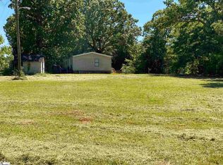 102 Matt Long Rd, Donalds, SC 29638