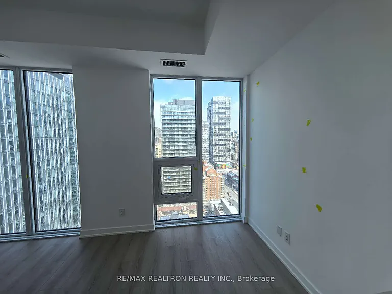 100 Queen St E #2912 — Photo 13