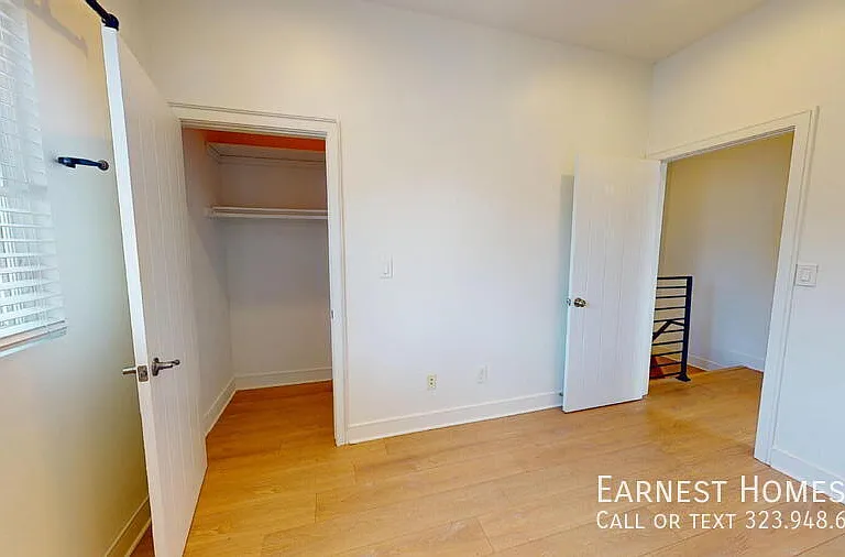 147 1/2 Roselake Ave — Photo 14