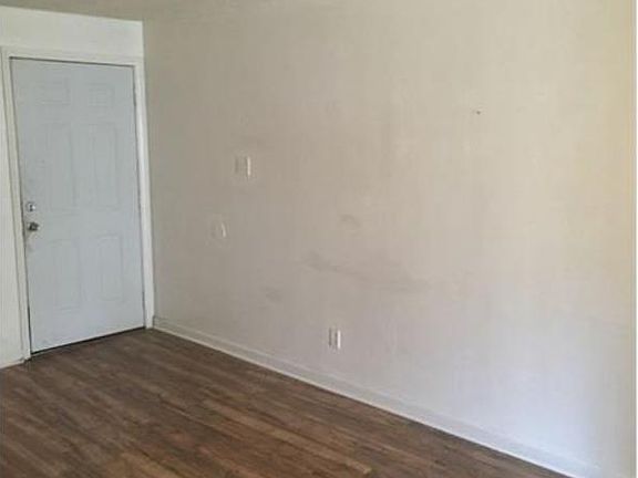 2nd image of 5871 Roosevelt Pl APT B