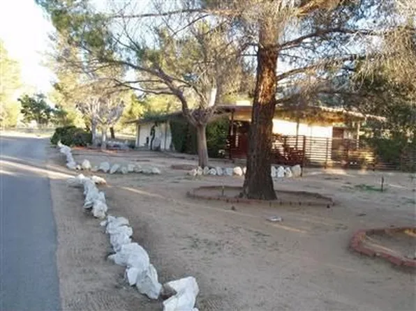 9315 Sagebrush Rd, Apple Valley, CA 92308