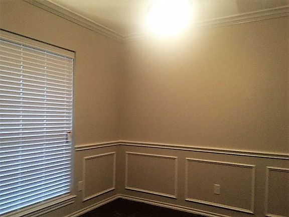 2nd image of 336 Mesquite Hill Dr