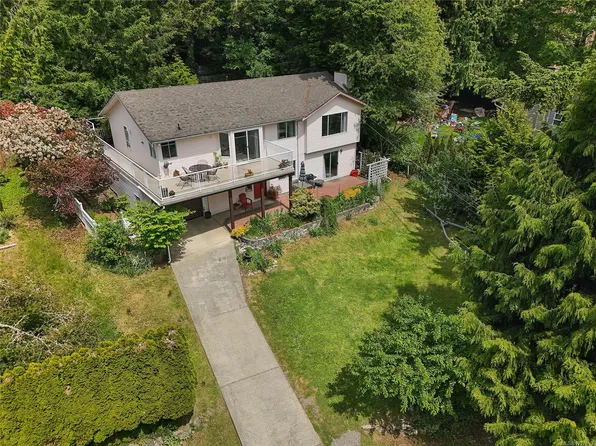 7000 Maple Park Ter, Sooke, BC V9Z 0N2