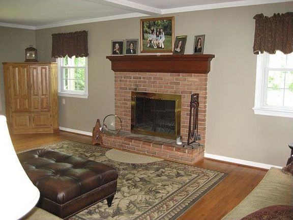 5th image of 414 Oakland Dr