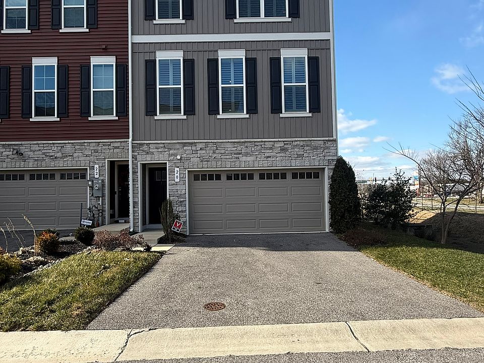1st image of 20 Burlwood Dr