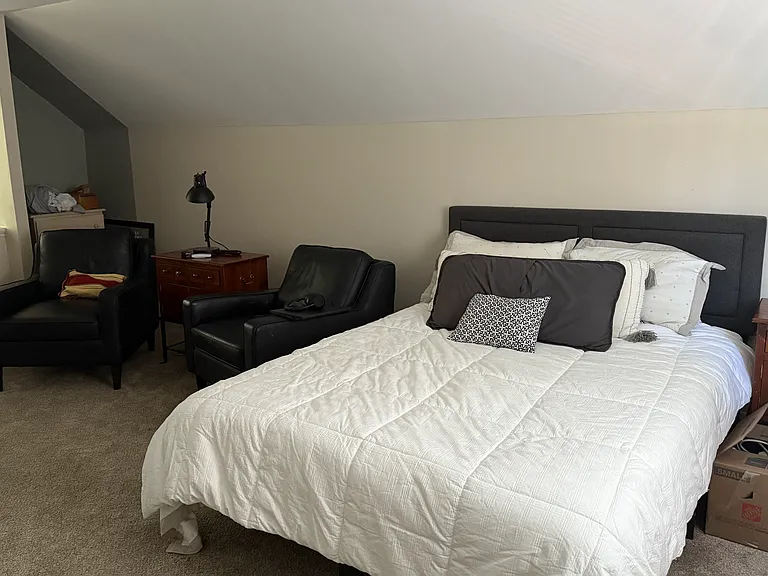 4904 NE 34th Ave — Photo 9