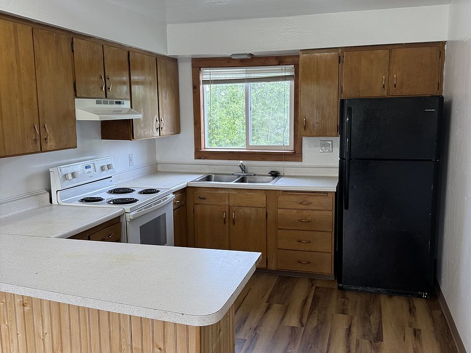 1st image of 827 17th Ave APT 144