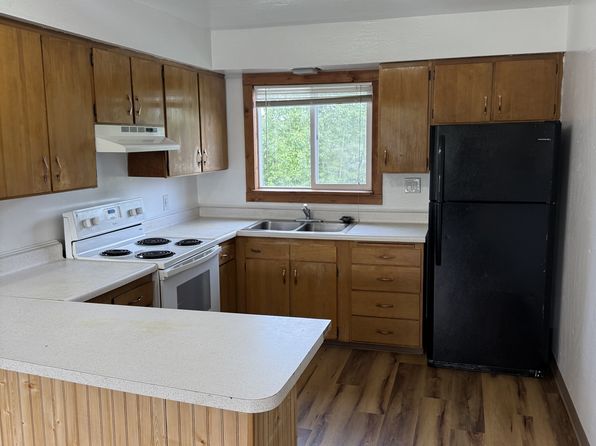 827 17th Ave APT 144