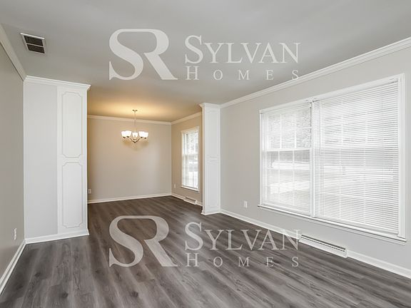 4th image of 903 Benjamin Pkwy