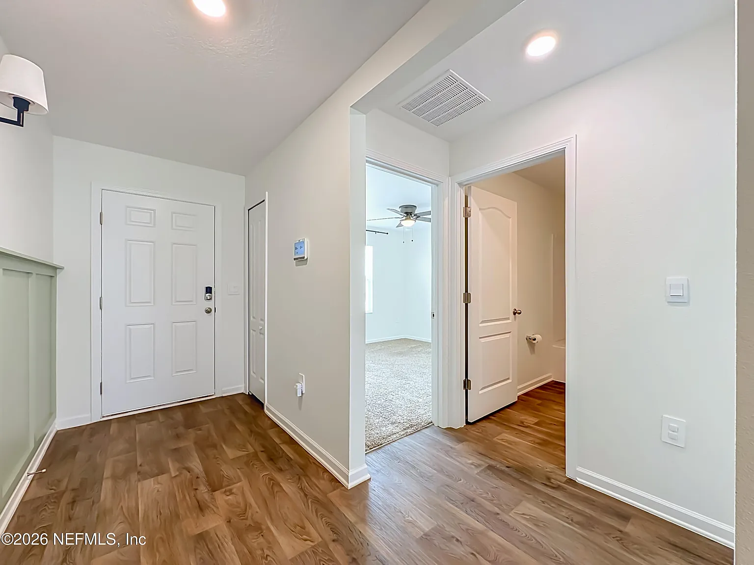 4 bed, 2.0 bath, 1856 sqft, $2,300 — Photo 4