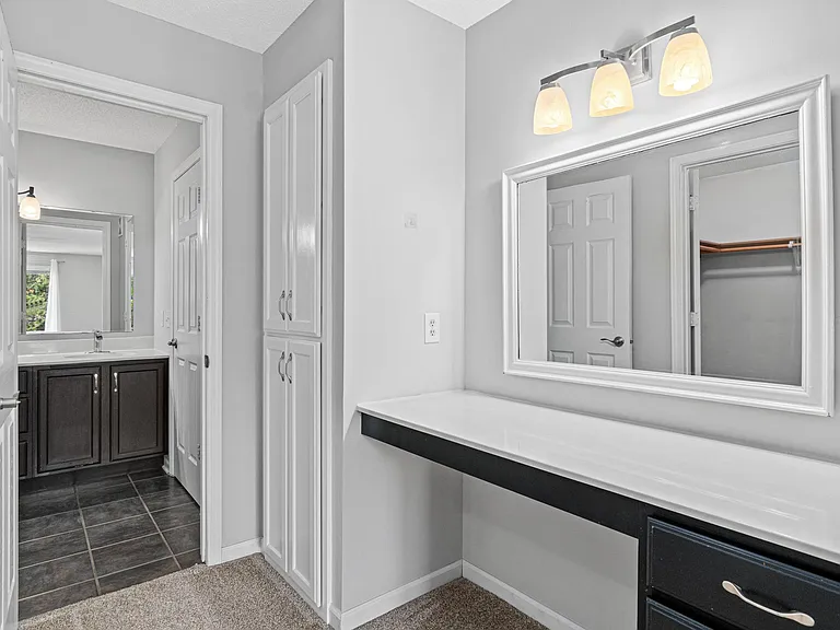 1234 Crystal Pl E — Photo 10