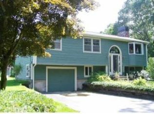 31 Denver Ave, Warren, RI 02885