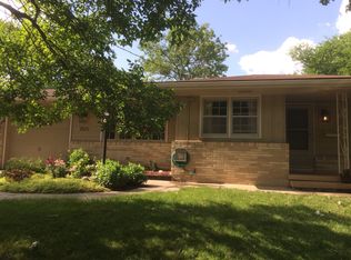 2523 Sherwood Dr, Des Moines, IA 50310